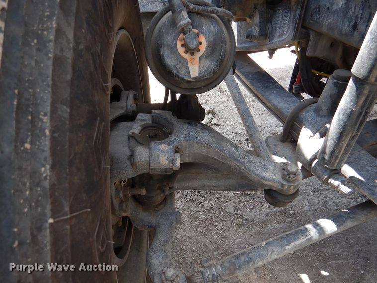 image for item DM6330 2008 Freightliner Classic 120  semi truck