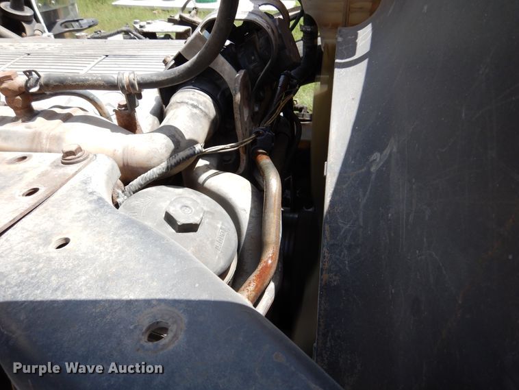 image for item DM6330 2008 Freightliner Classic 120  semi truck