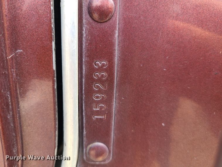 image for item DM8736 2006 Kenworth  truck cab and chassis