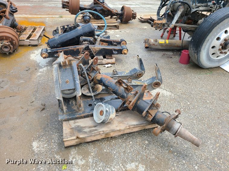 image for item DM8736 2006 Kenworth  truck cab and chassis