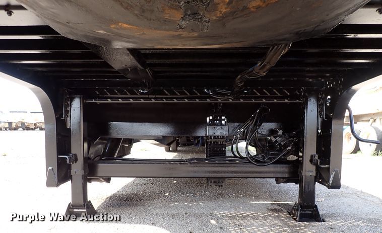 image for item DN1782 2008 Landoll 410B  tilt deck equipment trailer