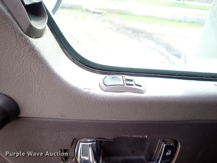 image for item DN1783 2012 Kenworth T800  semi truck