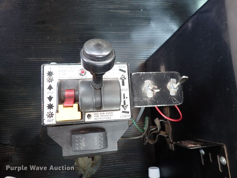 image for item DN1783 2012 Kenworth T800  semi truck