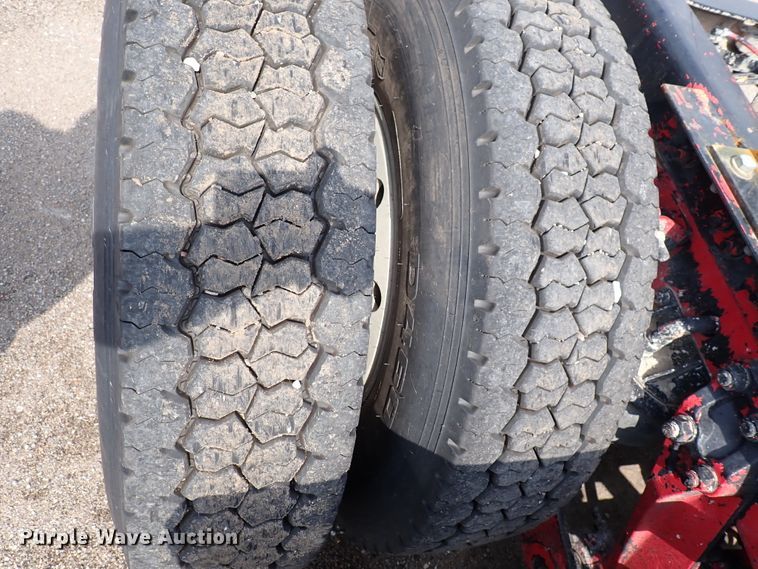 image for item DN1783 2012 Kenworth T800  semi truck