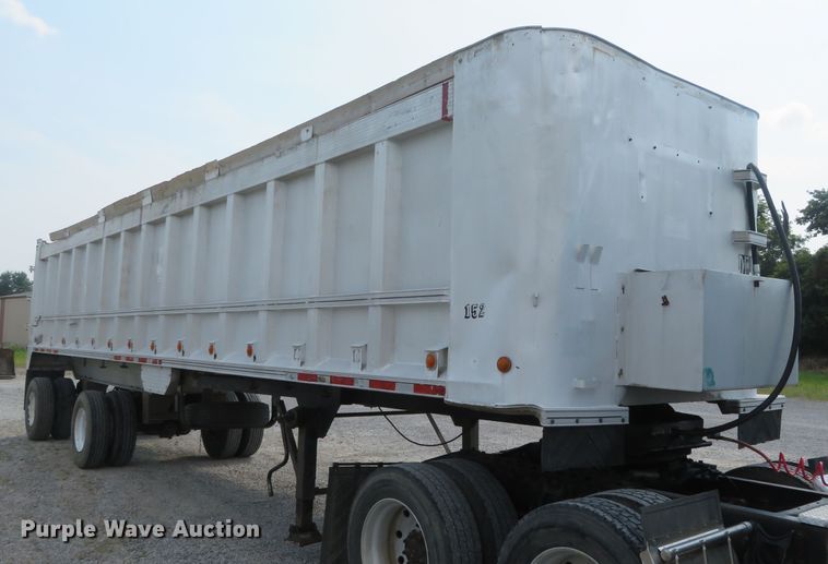 image for item DN5962 1989 Cobra  end dump trailer