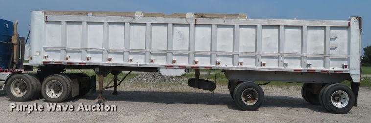 image for item DN5962 1989 Cobra  end dump trailer