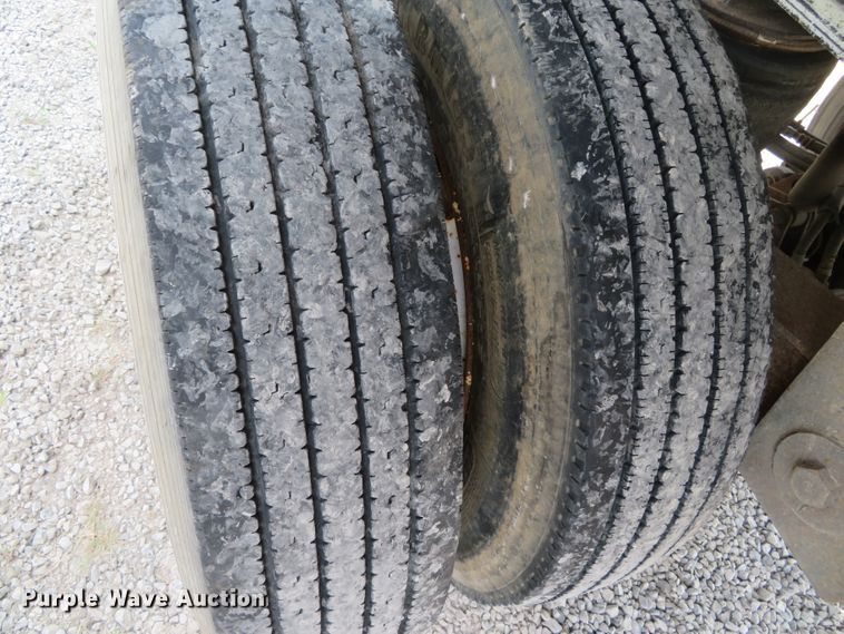 image for item DN5962 1989 Cobra  end dump trailer