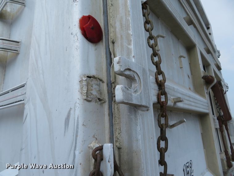 image for item DN5962 1989 Cobra  end dump trailer