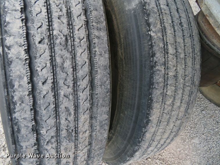 image for item DN5962 1989 Cobra  end dump trailer