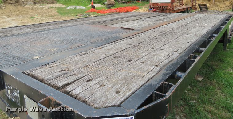 image for item FP9352 1973 Transcraft DT-20-43  drop deck equipment trailer