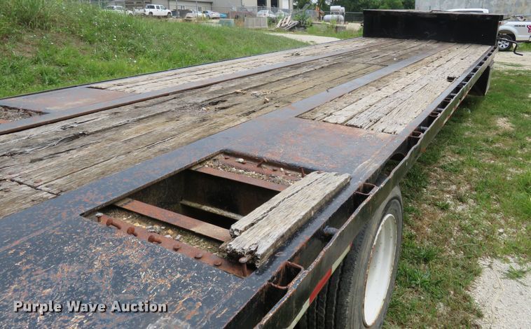 image for item FP9352 1973 Transcraft DT-20-43  drop deck equipment trailer