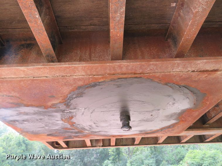 image for item FP9352 1973 Transcraft DT-20-43  drop deck equipment trailer