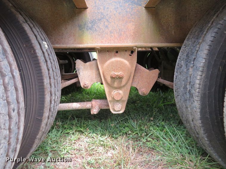 image for item FP9352 1973 Transcraft DT-20-43  drop deck equipment trailer