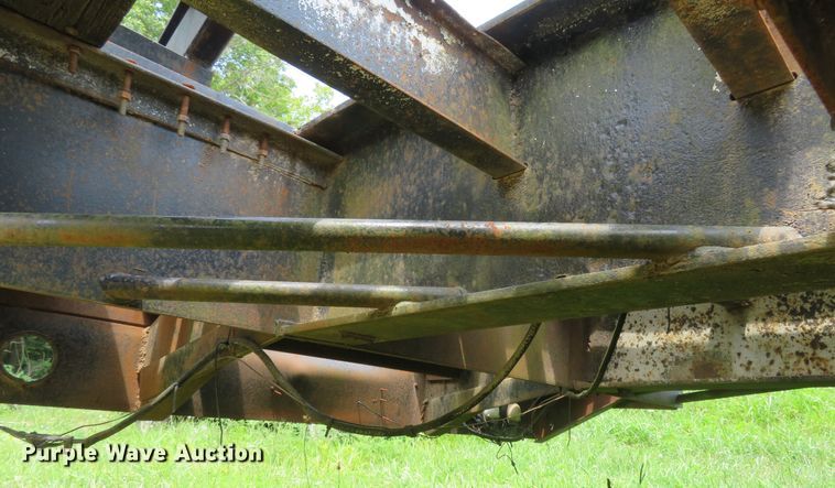 image for item FP9352 1973 Transcraft DT-20-43  drop deck equipment trailer