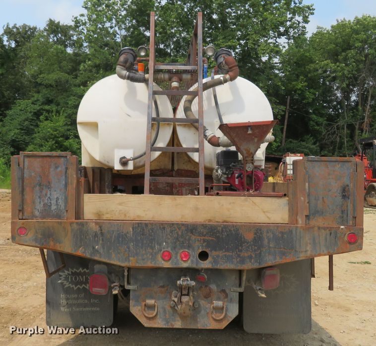 image for item FP9353 1996 Freightliner FLD120  flatbed truck