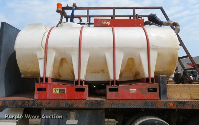 image for item FP9353 1996 Freightliner FLD120  flatbed truck