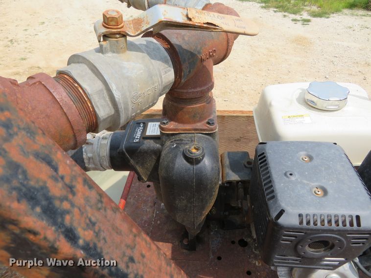 image for item FP9353 1996 Freightliner FLD120  flatbed truck