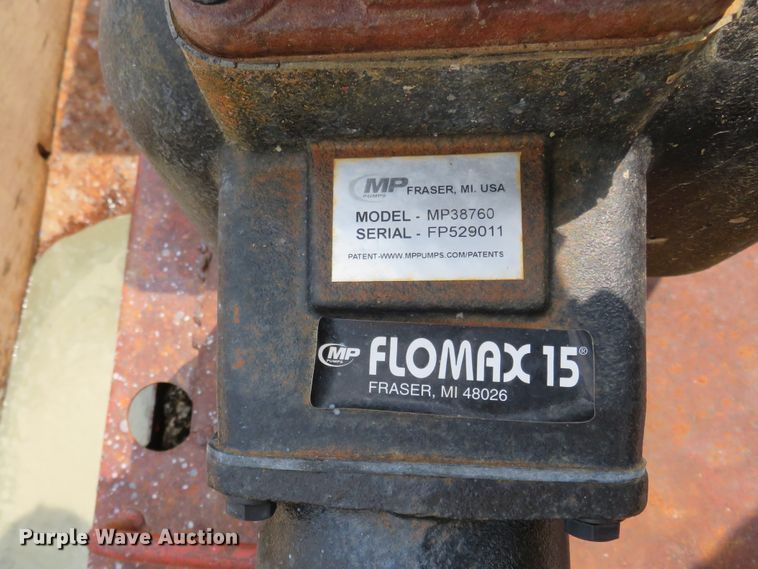 image for item FP9353 1996 Freightliner FLD120  flatbed truck