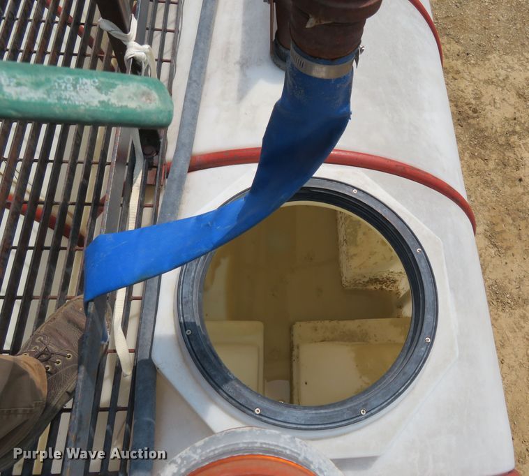 image for item FP9353 1996 Freightliner FLD120  flatbed truck