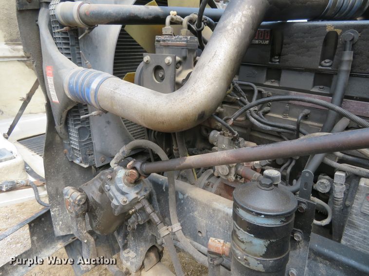 image for item FP9353 1996 Freightliner FLD120  flatbed truck