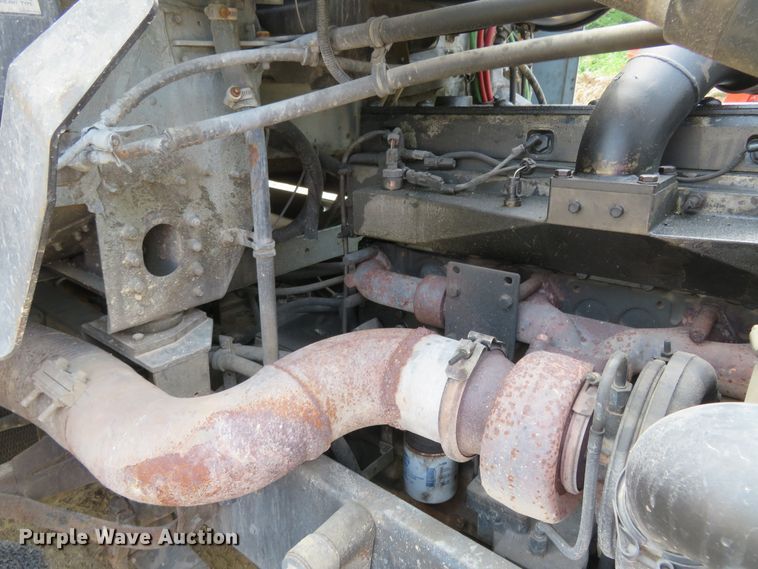 image for item FP9353 1996 Freightliner FLD120  flatbed truck