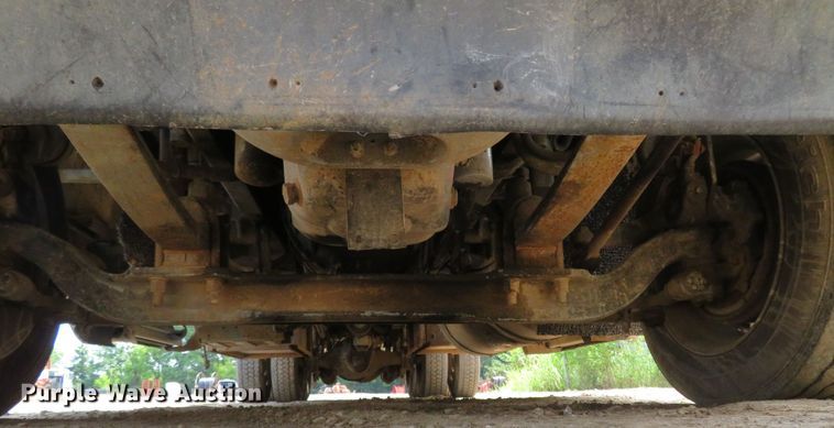 image for item FP9353 1996 Freightliner FLD120  flatbed truck