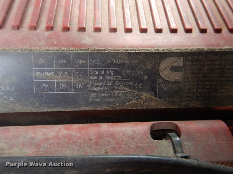 image for item HI9170 2007 International 9200  semi truck