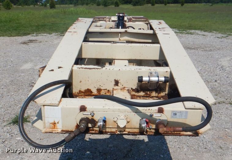 image for item HT9372 2002 Trail King TK110HDG-503  low boy equipment trailer