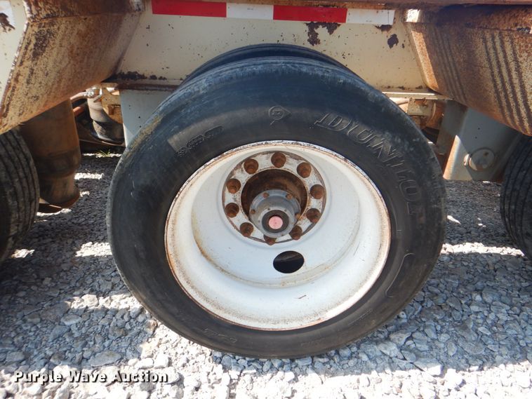 image for item HT9372 2002 Trail King TK110HDG-503  low boy equipment trailer