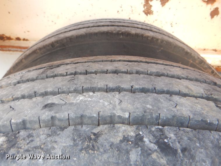 image for item HT9372 2002 Trail King TK110HDG-503  low boy equipment trailer