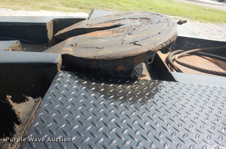 image for item HT9381 1994 Mack RD600  semi truck