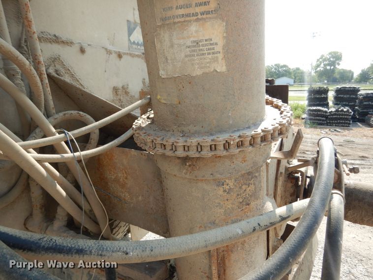 image for item II9676 2007 Freightliner Business Class M2  feed delivery truck