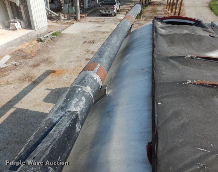 image for item II9676 2007 Freightliner Business Class M2  feed delivery truck