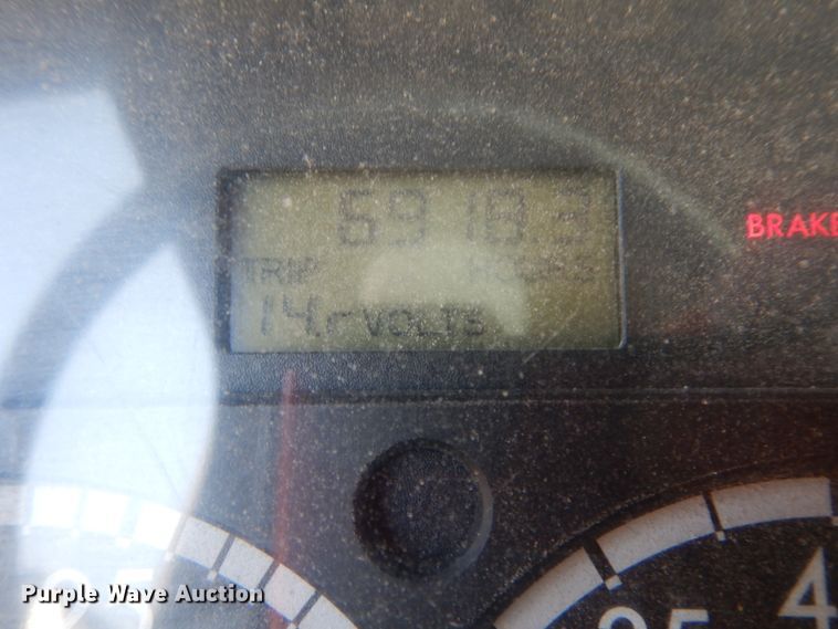 image for item II9676 2007 Freightliner Business Class M2  feed delivery truck