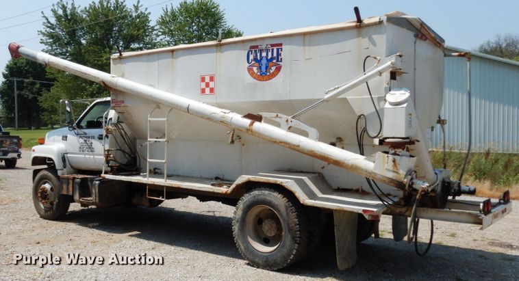 image for item II9679 1998 GMC C7500  feed delivery truck