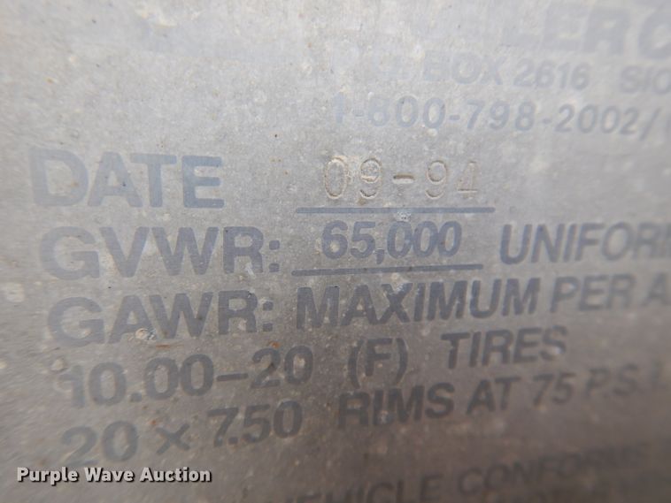 image for item IN9797 1995 Wilson DWH-400 Pacesetter  grain trailer