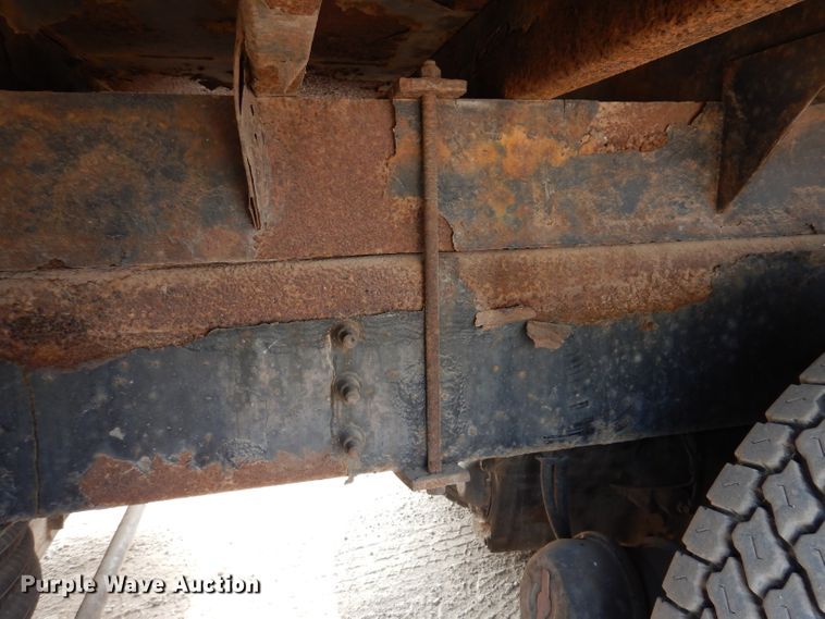 image for item IN9806 Flatbed