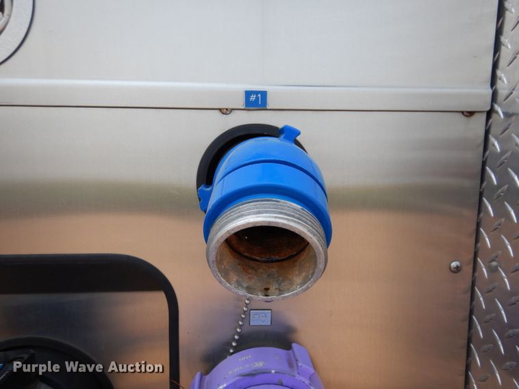 image for item IN9819 2004 Spartan 60DDEC  quint ladder fire truck