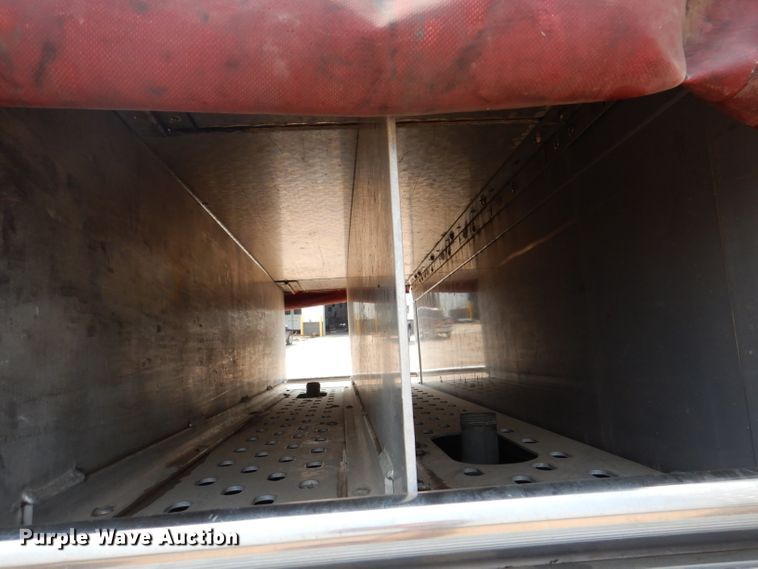 image for item IN9819 2004 Spartan 60DDEC  quint ladder fire truck