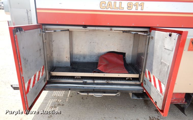 image for item IN9819 2004 Spartan 60DDEC  quint ladder fire truck
