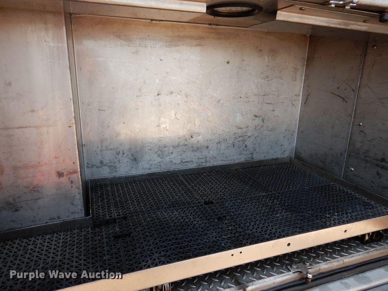 image for item IN9819 2004 Spartan 60DDEC  quint ladder fire truck