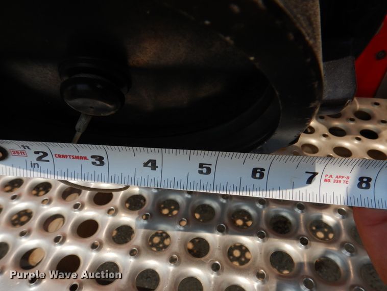 image for item IN9819 2004 Spartan 60DDEC  quint ladder fire truck