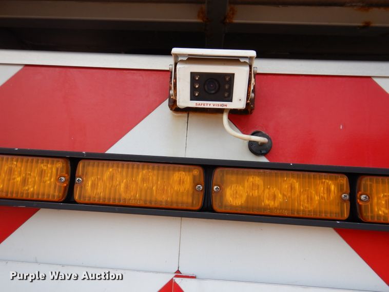 image for item IN9819 2004 Spartan 60DDEC  quint ladder fire truck