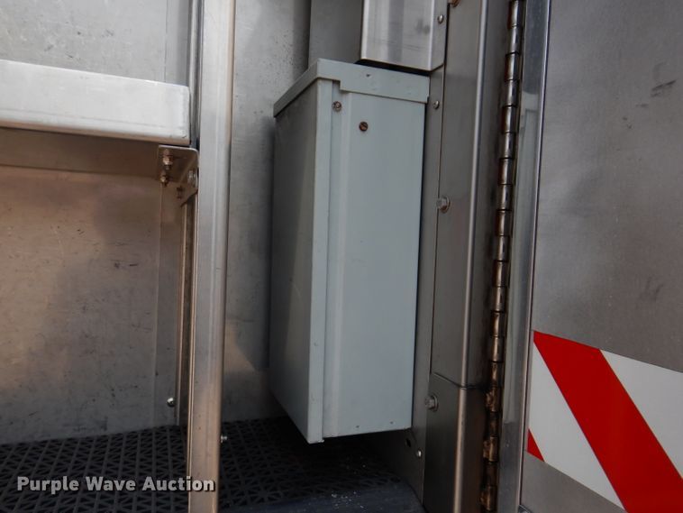 image for item IN9819 2004 Spartan 60DDEC  quint ladder fire truck