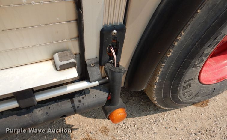 image for item IN9819 2004 Spartan 60DDEC  quint ladder fire truck