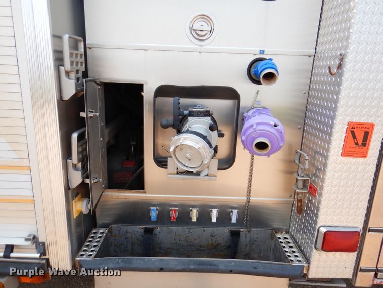 image for item IN9819 2004 Spartan 60DDEC  quint ladder fire truck