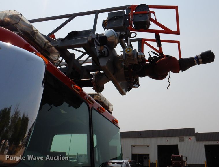 image for item IN9819 2004 Spartan 60DDEC  quint ladder fire truck