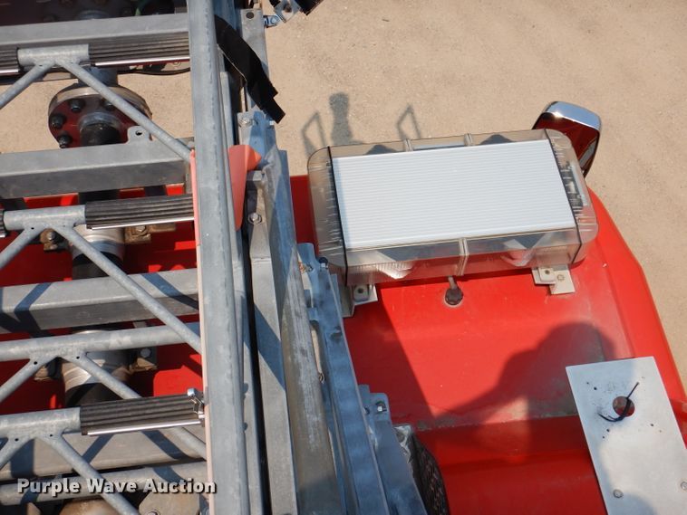 image for item IN9819 2004 Spartan 60DDEC  quint ladder fire truck