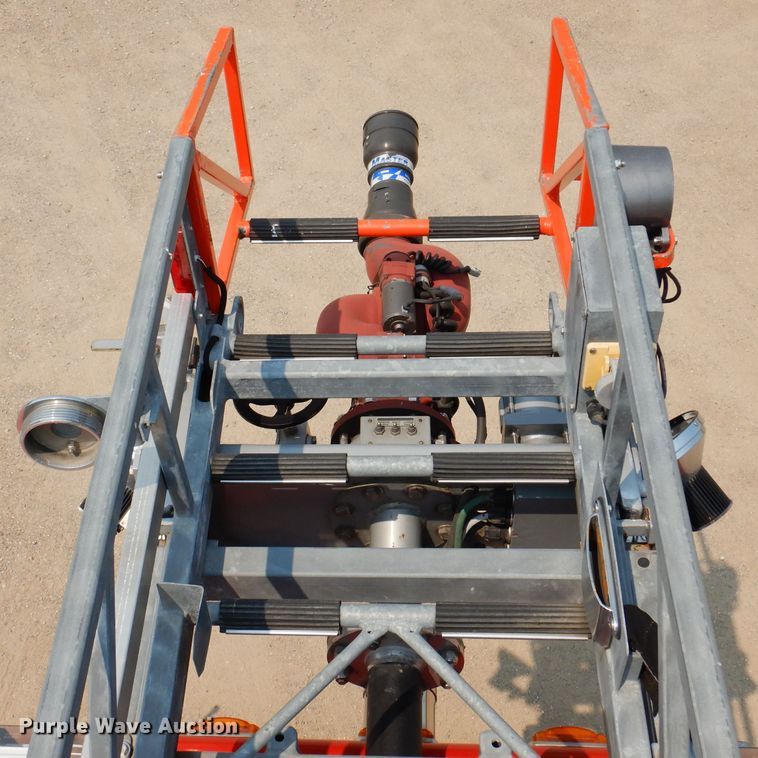 image for item IN9819 2004 Spartan 60DDEC  quint ladder fire truck