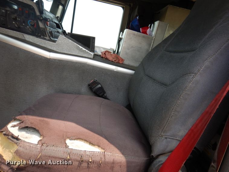 image for item IN9819 2004 Spartan 60DDEC  quint ladder fire truck